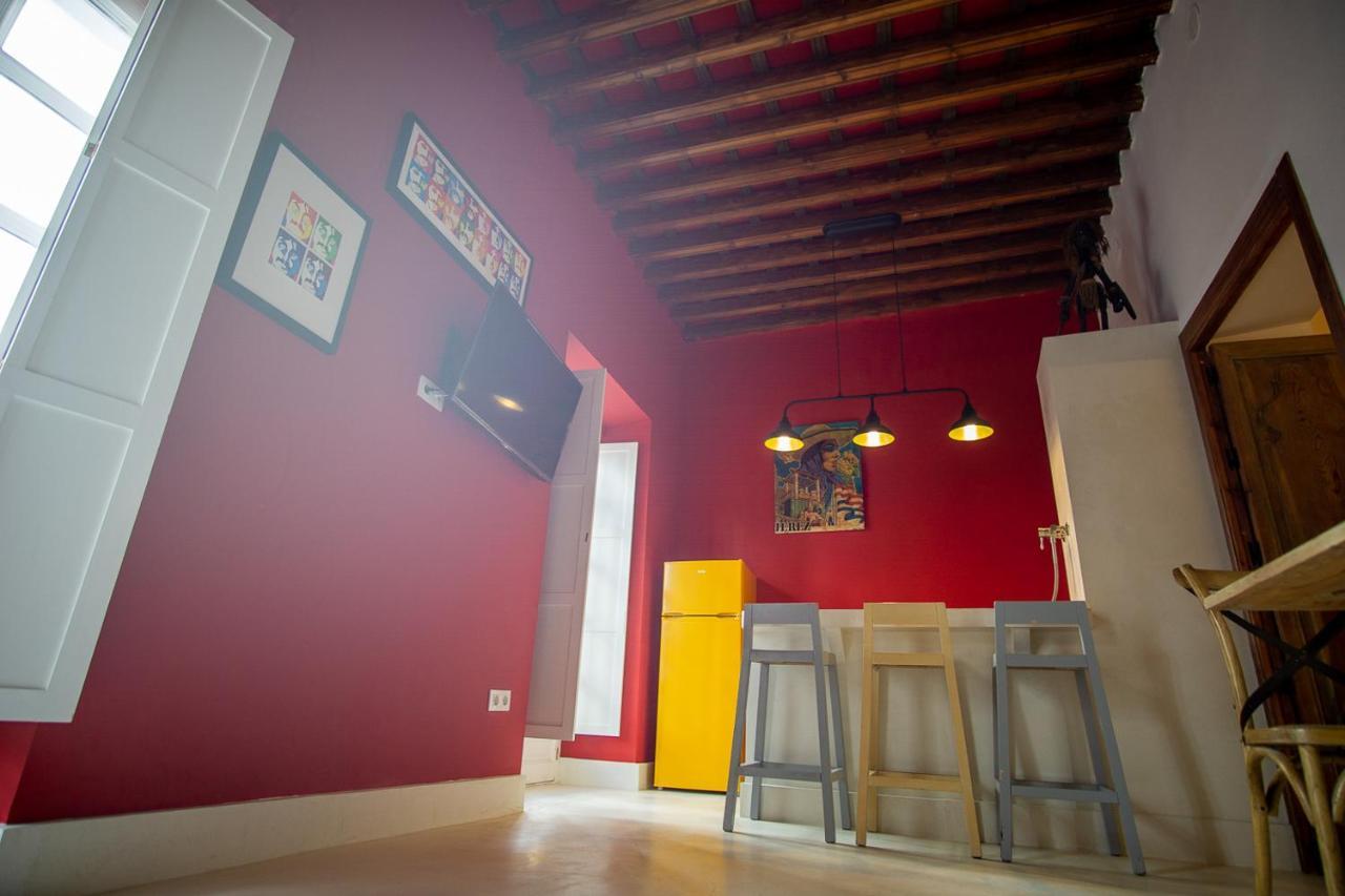 Apartamentos Sharis Jerez de la Frontera Exterior photo