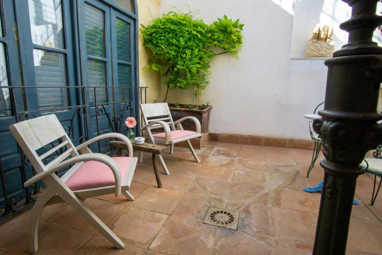 Apartamentos Sharis Jerez de la Frontera Exterior photo